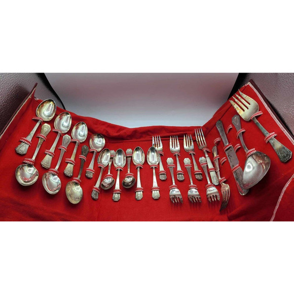 Antique 24pc Rogers Bros XS Triple Silver Plated Monogrammed A Heraldic Flatware - Picture 2 of 14